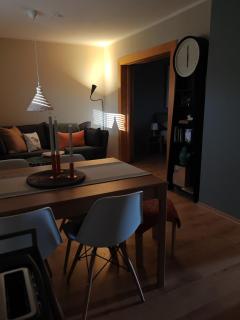 Haus An der Wiese Privat mit Garten und Parkplatz - 1