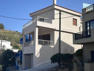 Solmare beachfront apartments - 9