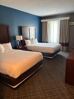 Comfort Inn & Suites Dayton Northwest - Englewood - 1