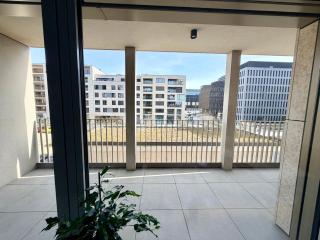 Urban Nest Studio - Cloche d'Or - 2