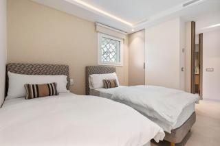 Modern Beachfront 2-Bedroom Apartment - 3
