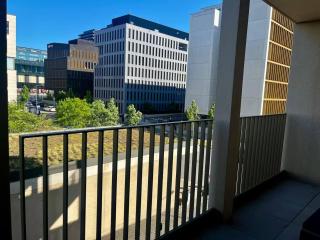 Urban Nest Studio - Cloche d'Or - 5