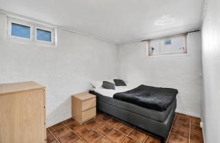 Cozy & Central Renovated Apartment - Sleeps 4! - 1