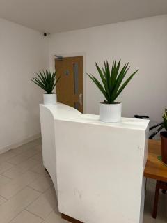 Heathrow Airport - Apt - Stay 3 - Great Location - 7