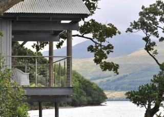 Dipper Boathouse Secluded Over-Water Retreat - 5
