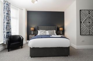 St Chad's House - Sea Front, Parking, Spacious - 9
