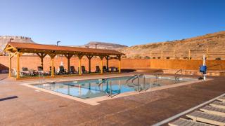 Zion White Bison Glamping & RV Resort - 7