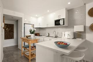 Classic Coastal Escape - 1 Bedroom Ocean Views - 6