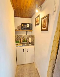 Departamento cómodo y renovado a pocas cuadras del parque mitre! - 5