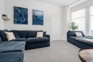 St Chad's House - Sea Front, Parking, Spacious - 2