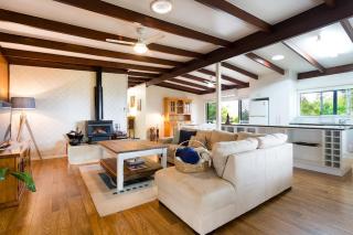 Rest House Yungaburra village Pets welcome - 0