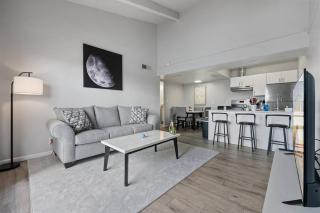 Meticulously Kept Downtown Mesa 1-Bedroom Oasis - 9