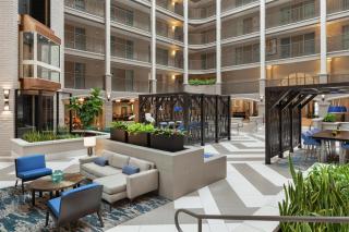 Embassy Suites by Hilton Arcadia-Pasadena Area - 3