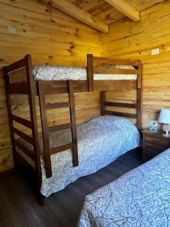 Emmy & Bely, Cabañas Jardín del Río - 3