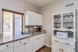 Bonanza Guest House - 1