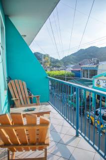 Beachfront 2Br 2Ba Steps to Sand and Surf - 9