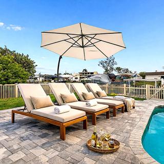 Sleeps 15 | 6BR Waterfront Home w/ Heated Pool - 8