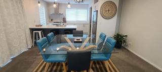 Elegant Family Home - 9