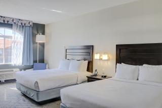 Quality Inn & Suites Roswell North - 1