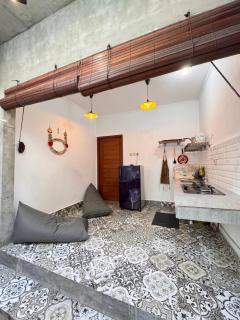 Cozy Minimalist Home Near Seminyak & Kuta - 8