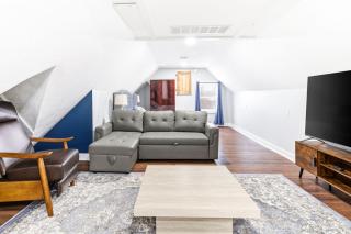 Modern Loft 4 - 5 Min Walk to Cleveland Clinic - 3