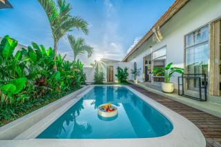 La Palma - Spacious 2BR Villa with Large Pool in Canggu - 7
