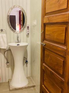 The lake house by lake & woods - 3