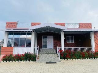 Sky High Villa - Ooty - 9