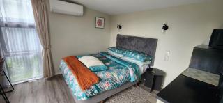 Rest and Recharge Retreat 1-2 Guests - 8