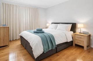 Vale Street Apartments - 2