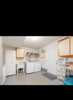 Peaceful Getaway in a Quiet Neighborhood - 6