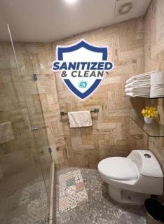 Torres Gemelas Suite VIP Frontal 607 - 6