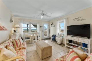 8401 Atlantic Avenue, Unit 322 - 8