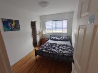 Vancouver Family Rooms- YVR 11 Min Drive, Free Parking & Wifi - 2