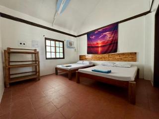 North Shore Surf Camp - 8