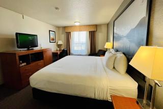 Super 8 by Wyndham Grande Prairie - 2