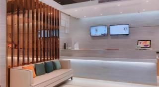 City Comfort Inn Shenzhen Exhibition Center North Huaqiang Metro Station - 9