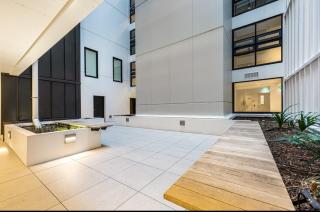 skytower view Swimming pool Parking in Heritage - 6