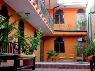 Boutique Hotel Maharaja - Granada - 1
