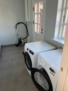 Lovely Holiday Home Near Child-Friendly Beach - 4