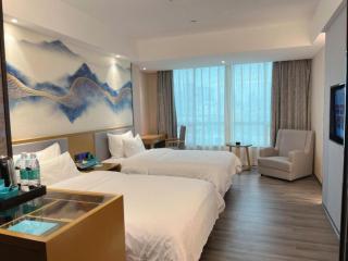 Xana Lite Huizhou Railway Station - 8