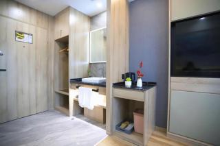 VX Hotel Jiangsu Taizhou Xinghua RT-Mart - 5