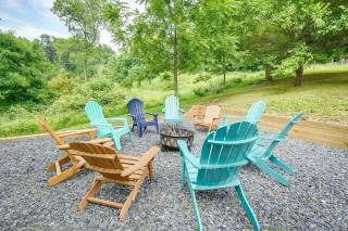 Stonefire pizza oven frisbee golf and pond - 4