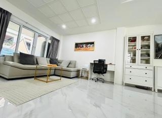 Phratamnak Prime Location 4BDR Villa,Pool - 7