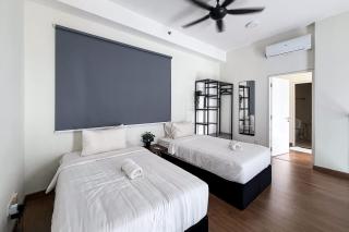 Modern Duplex Pool 5min Drive to Jonker St - 6