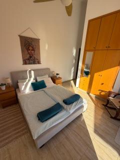 4-Bedroom Villa with Private Pool & Citrus Garden - 1