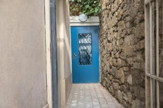 Rustaveli Courtyard Loft - 7