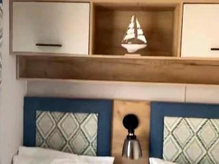 Cabin - Sleeps 4 - Goodrington Beach 5 mins drive - 8