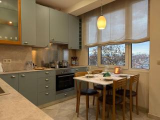 Cosher | Iconic NDK Views • Huge Windows • Center - 7