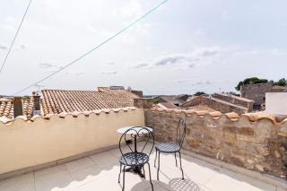 5 Bed House - Sleeps 12 - Pets - Wifi - 6